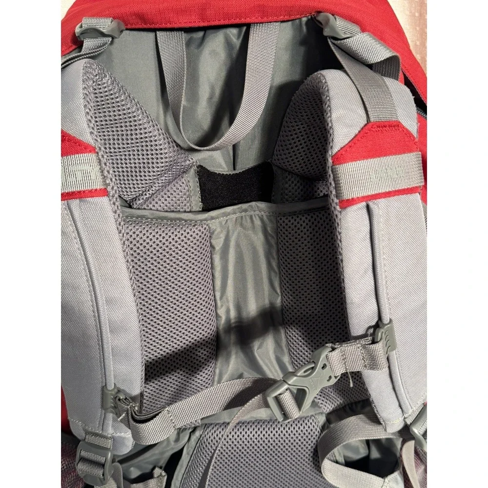 Kelty Lynx 2200 ST Red Gray Daypack Backpack 36 Liter Capacity